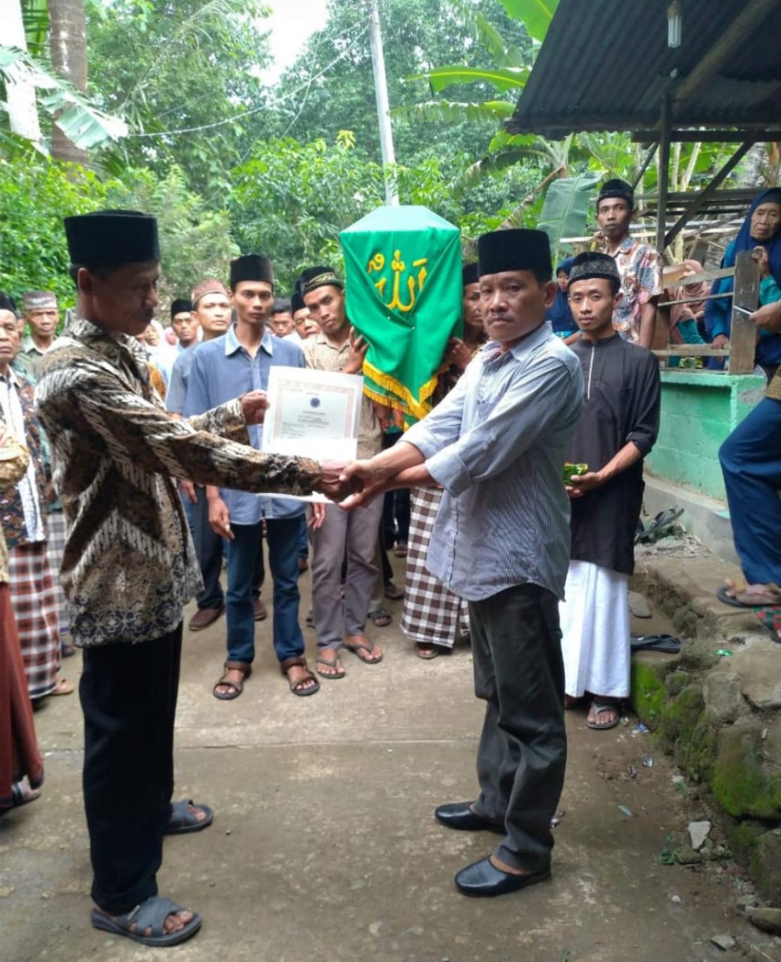 PENYERAHAN AKTE KEMATIAN DUSUN KALINAMPU